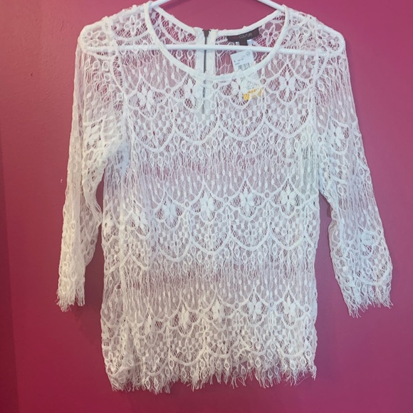 White lace top - Picture 1 of 1